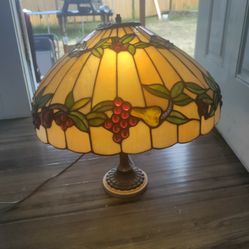 Lamp. Table  Workin. 
