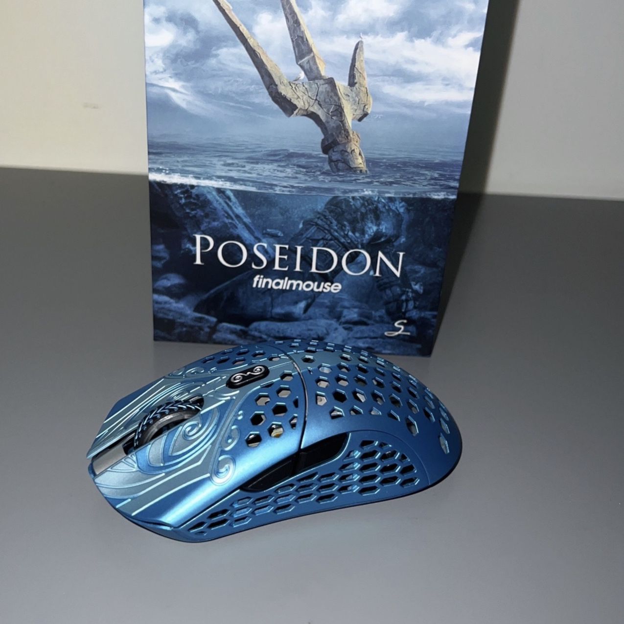 Finalmouse Starlight-12 Poseidon (Small) [BRAND NEW] for Sale in 