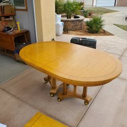 Multi Leaf Table And Chairs.  Adjusts 66 Inches Long To 144 Inches