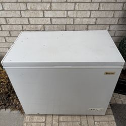 Magic Chef Freezer 