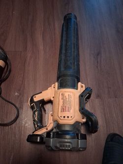 DeWalt DCBL722 20V Cordless Leaf Blower