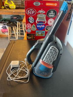 Dust buster vacuum