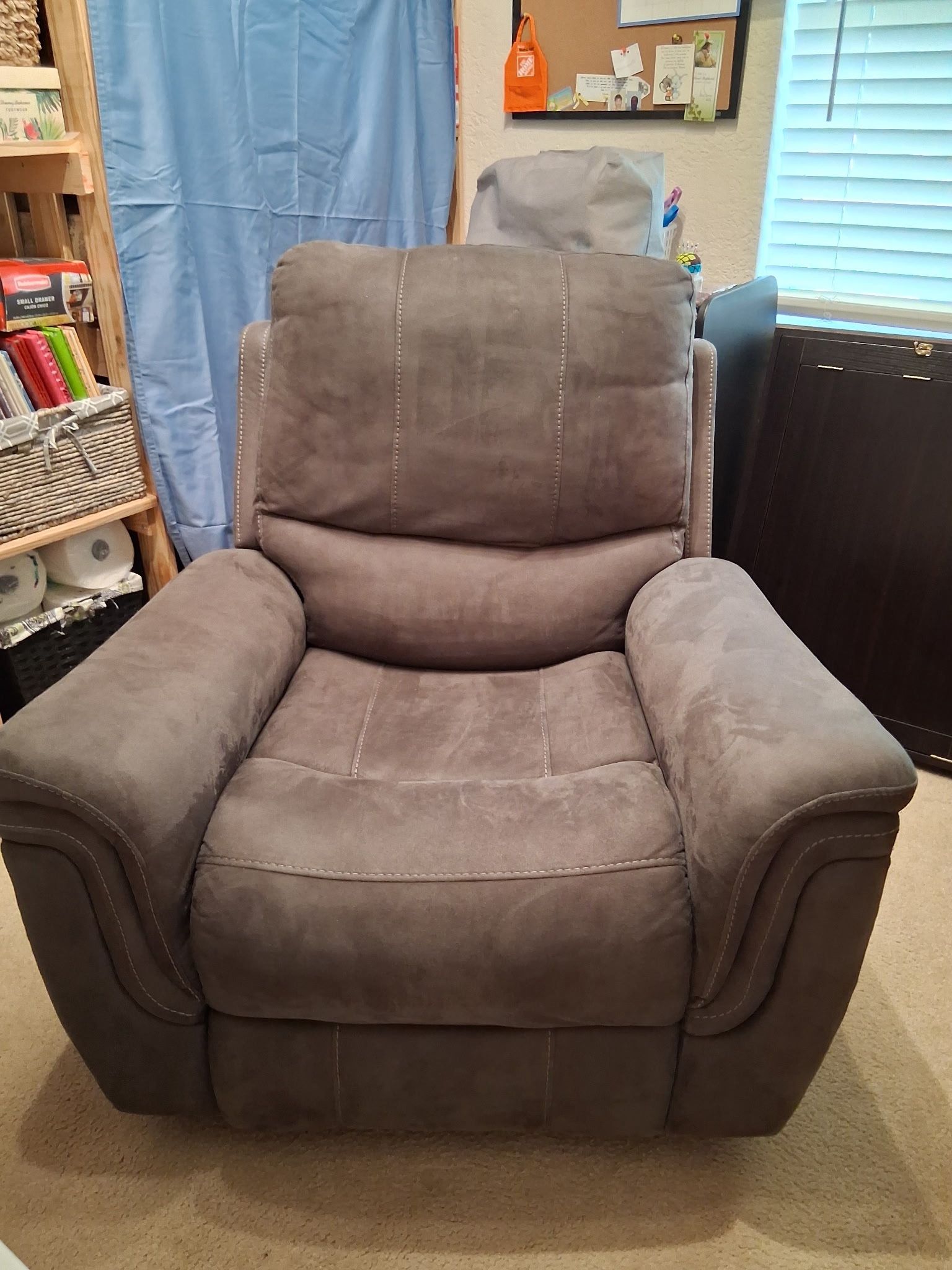 Recliner Chair
