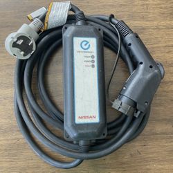 Nissan Leaf Ariya 240v EV Charger level 2 30 Amps fast home charging cable 220v