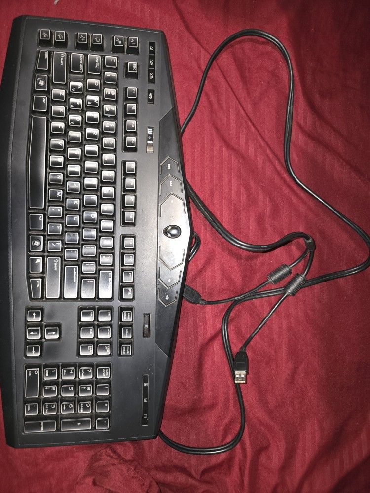 Alienware Keyboard With Lights