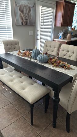 Kitchen table