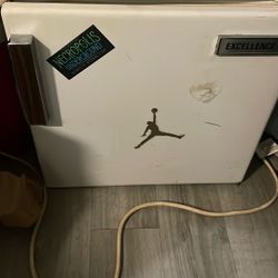 Mini Refrigerator 