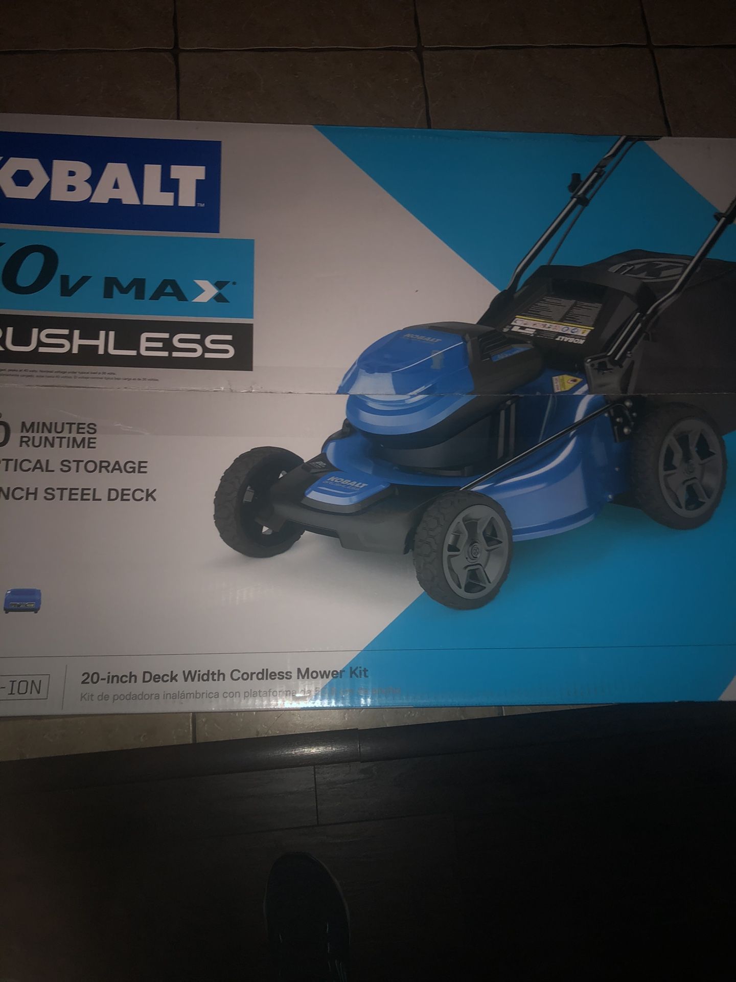 Lawn mover / BRAND NEW IN BOX