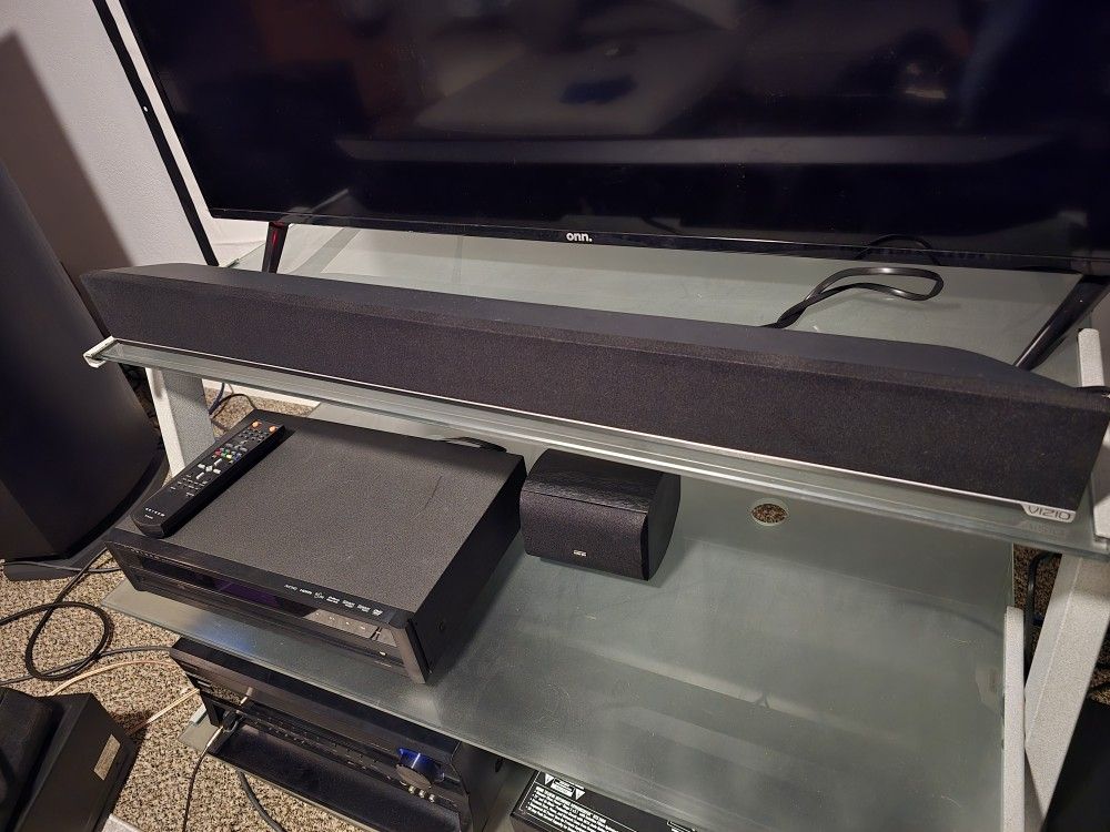Vizio Sound Bar & Wireless Subwoofer 