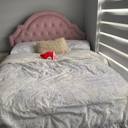 Girls Bed For Sale $200