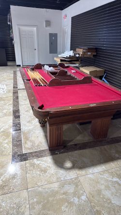Pool table