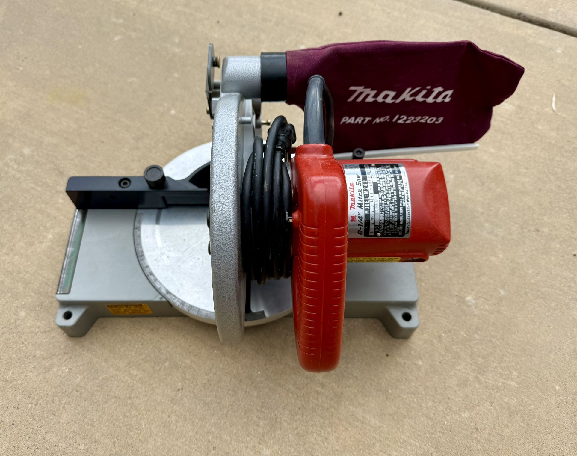 Makita 8 1/4 Miter Saw