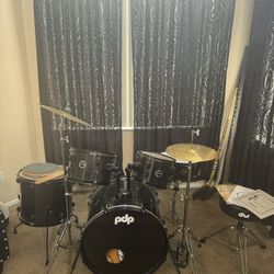 Drum set 