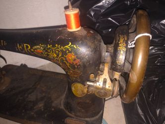 Singer sewing machine