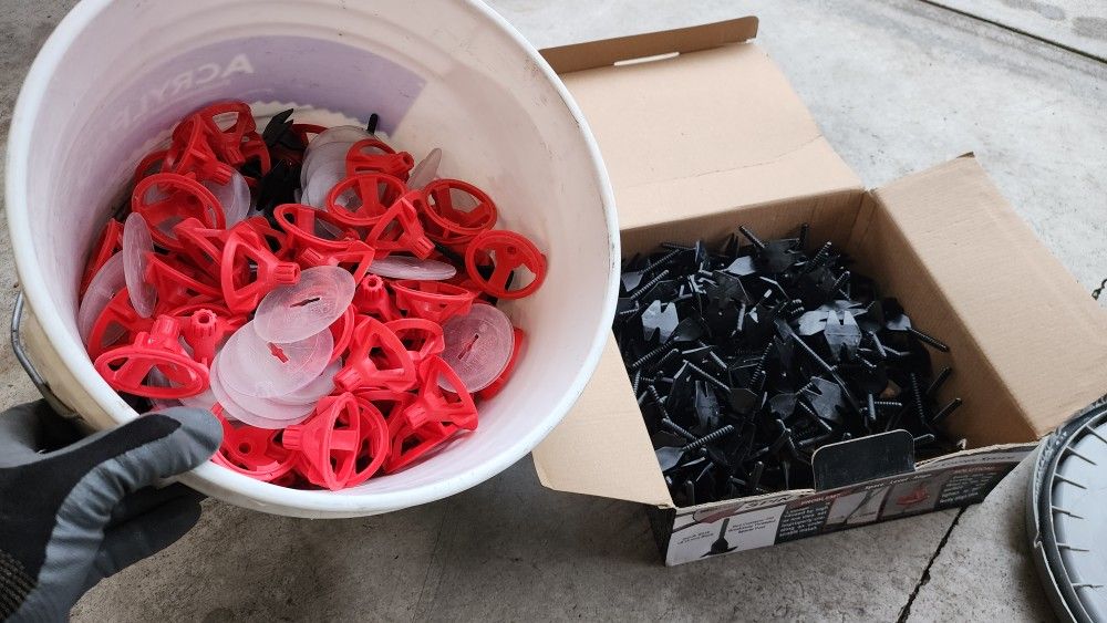 Spin Doctor Tile Leveling System