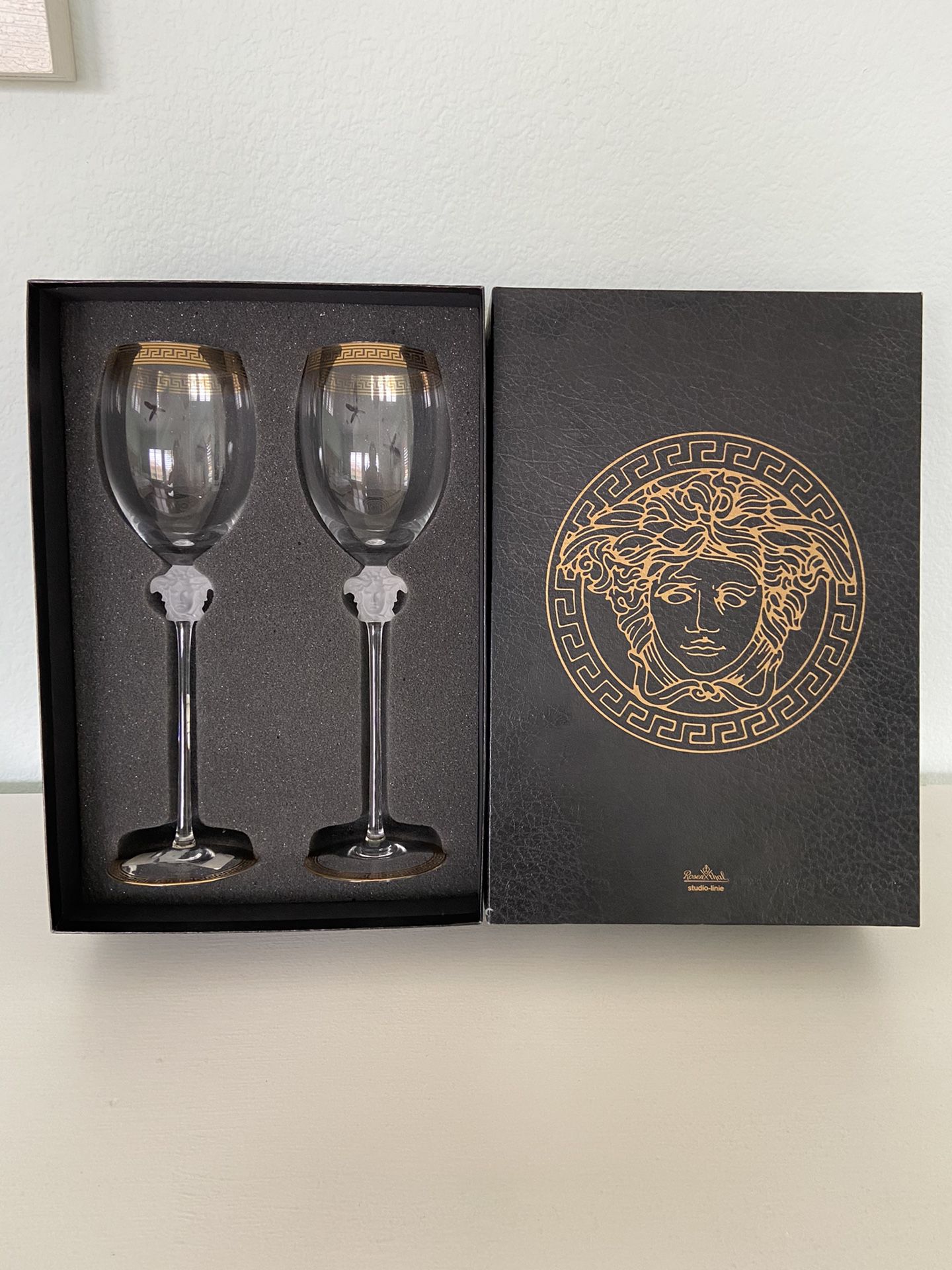 New! Versace wine glass set of 2