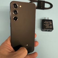 Samsung Galaxy S23 Plus 256gb Factory Unlocked / Liberado Para Cualquier Companias 