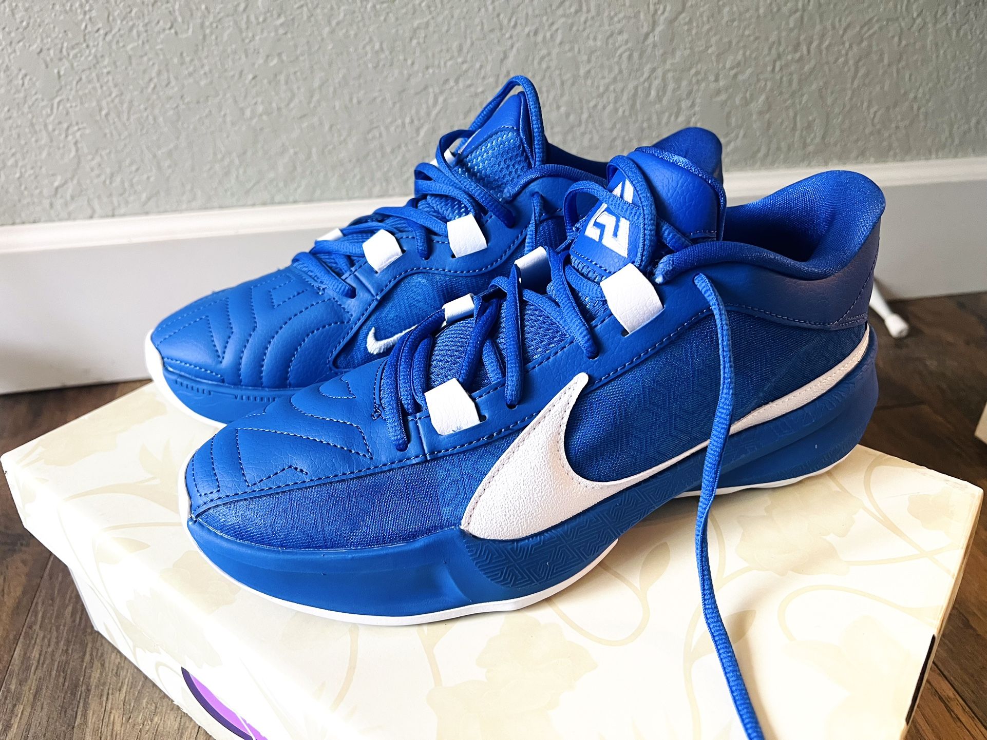 Nike Giannis Freak 5 Basketball Shoes