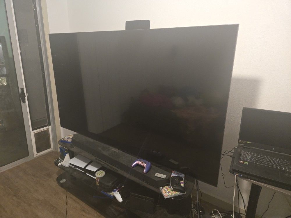 Samsung Q80B 85" QLED TV w/stand and remote - Like New w/ 5 Year Warranty