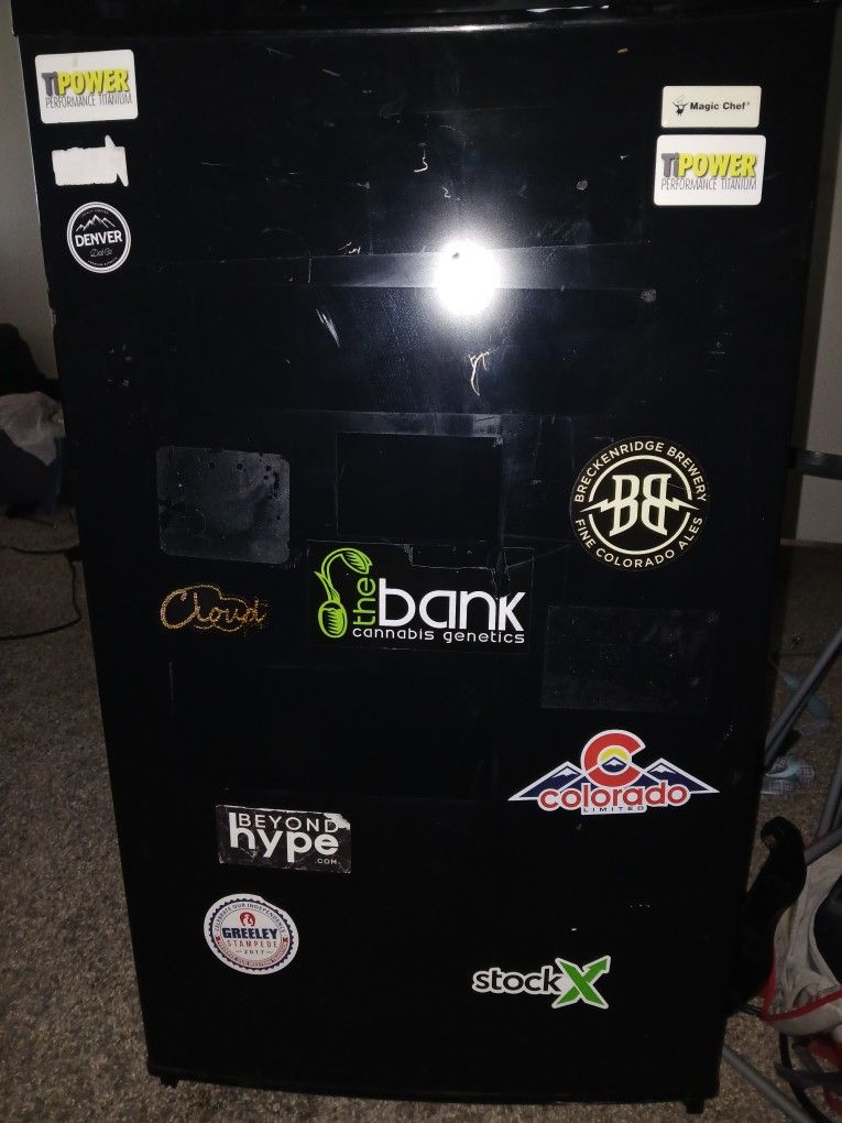 Magic Chef Mini Fridge
