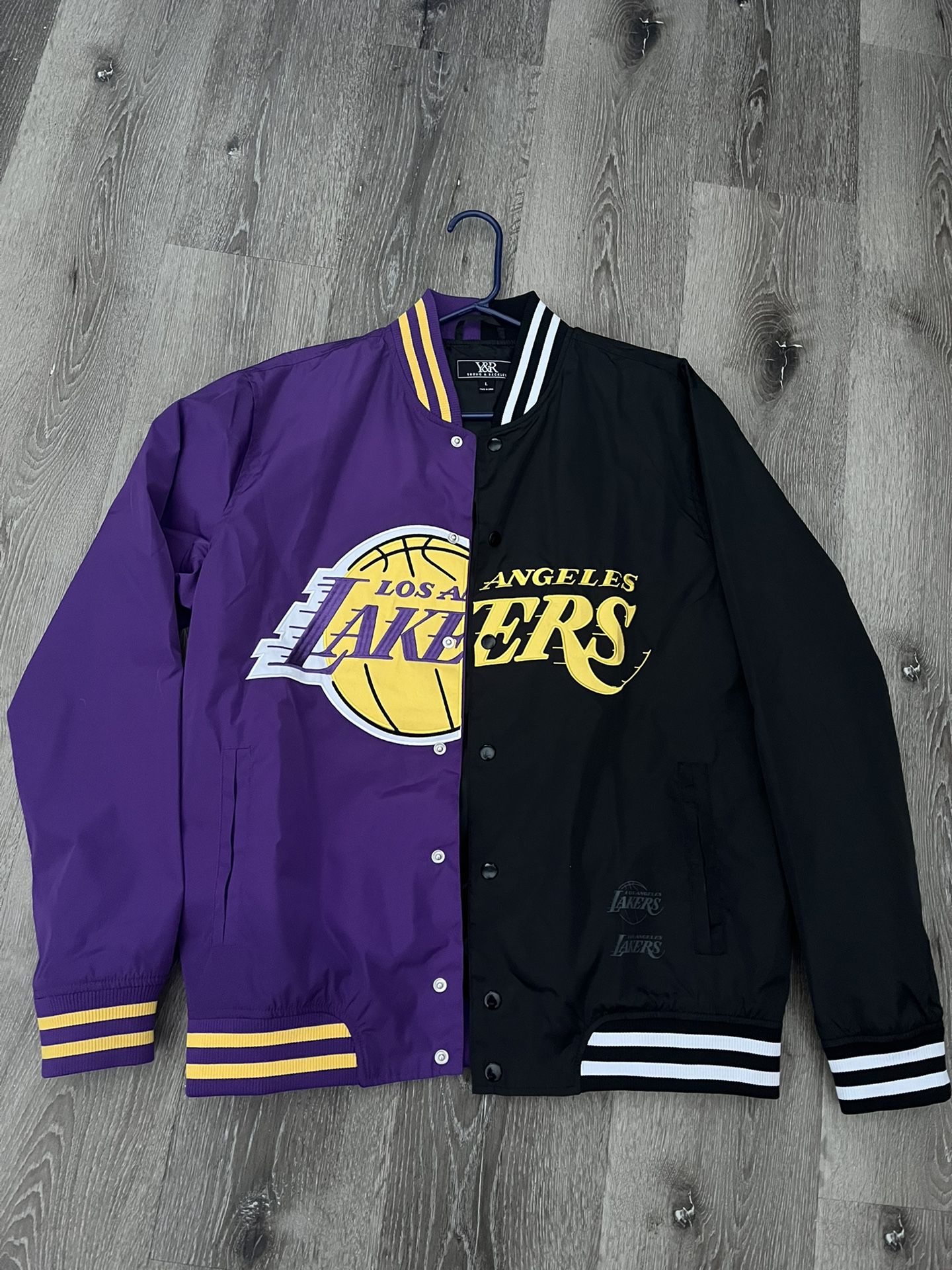 Vintage Lakers Warm Up Jacket for Sale in Long Beach, CA - OfferUp