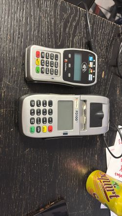 First Data FD100Ti Credit Card Terminal With Matching PIN pad/ Card Reader