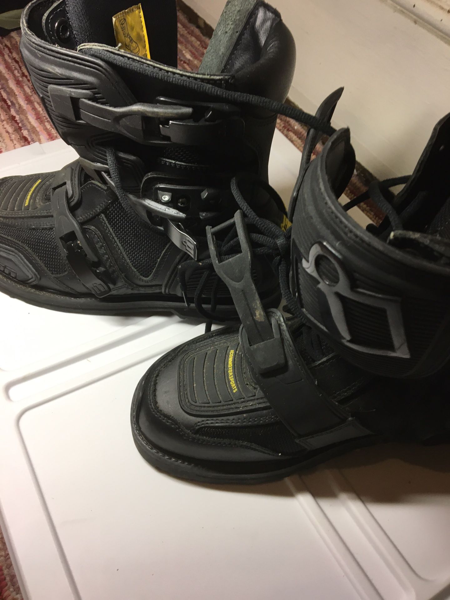 Motorcycle boots size 10