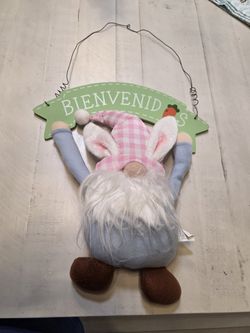 Easter Gnomes door sign $3