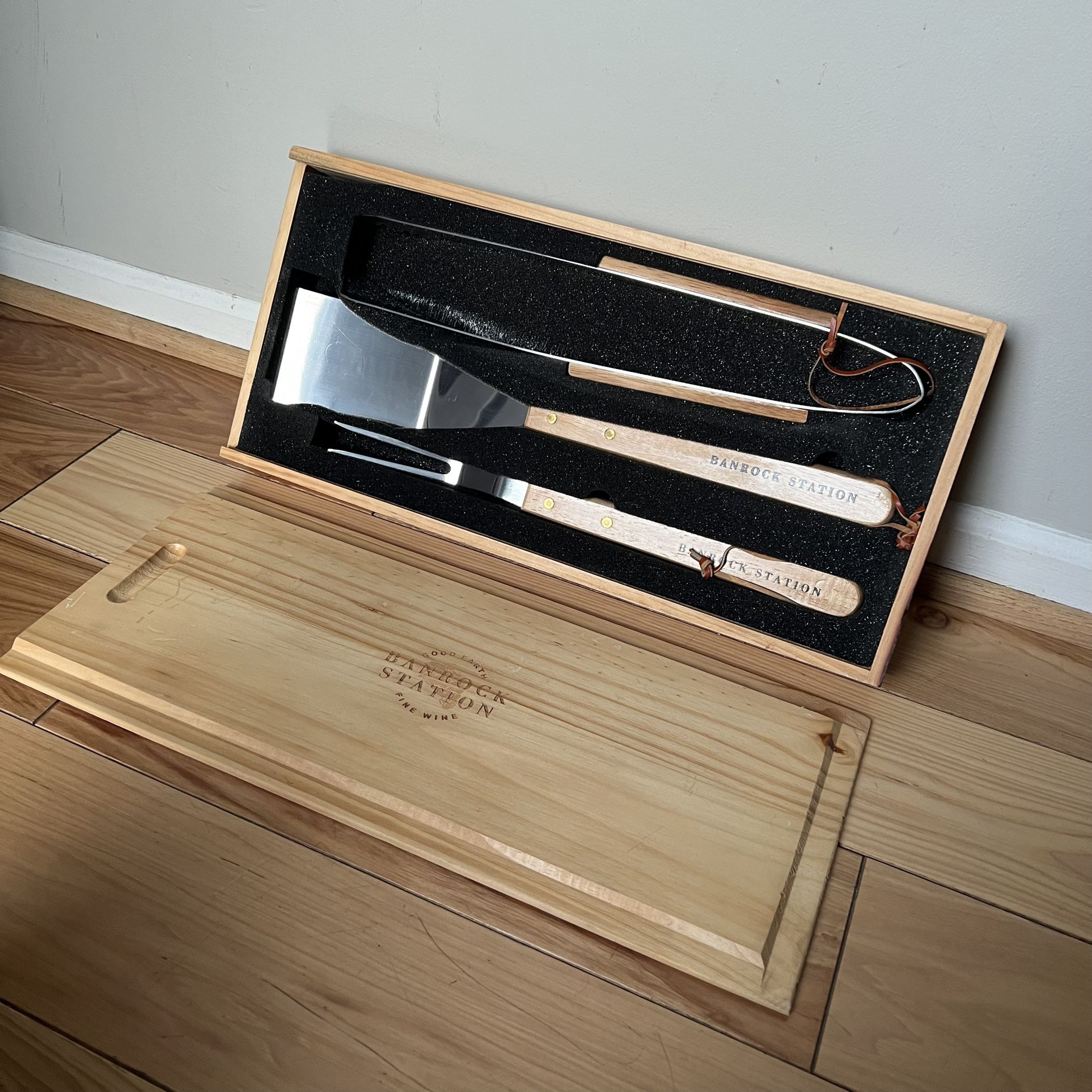 Banrock station Premium Set of 3 BBQ Stainless Steel Grilling Utensils/ Tools