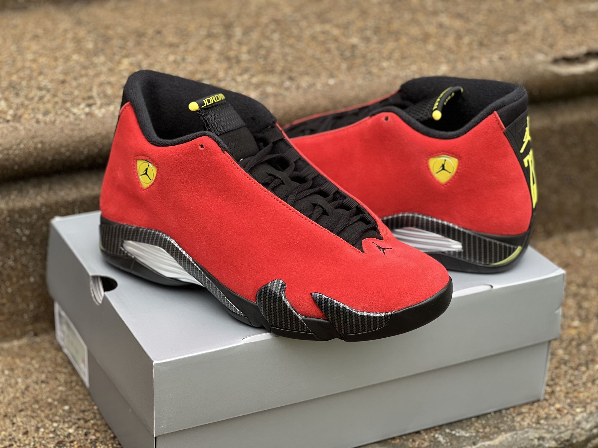 Jordan 14 Retro Ferrari Size 11