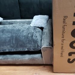 pet couch or bed