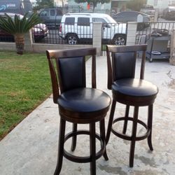Bar Stools 