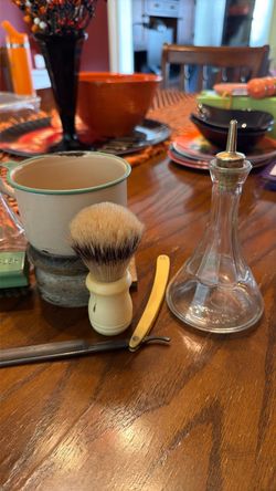 Vintage- bathroom, shaving cream  items