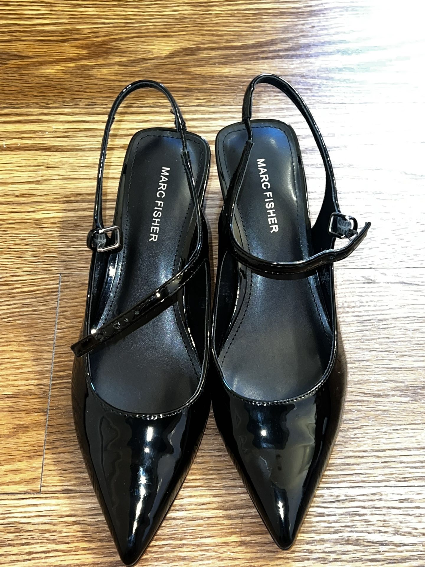 Marc Fisher Luminos Pump Size 8