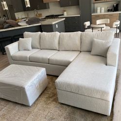 💥 New White Greyish Sectional With Free Ottoman 