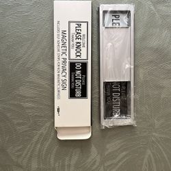 Please Do Not Disturb Sign (Silver)