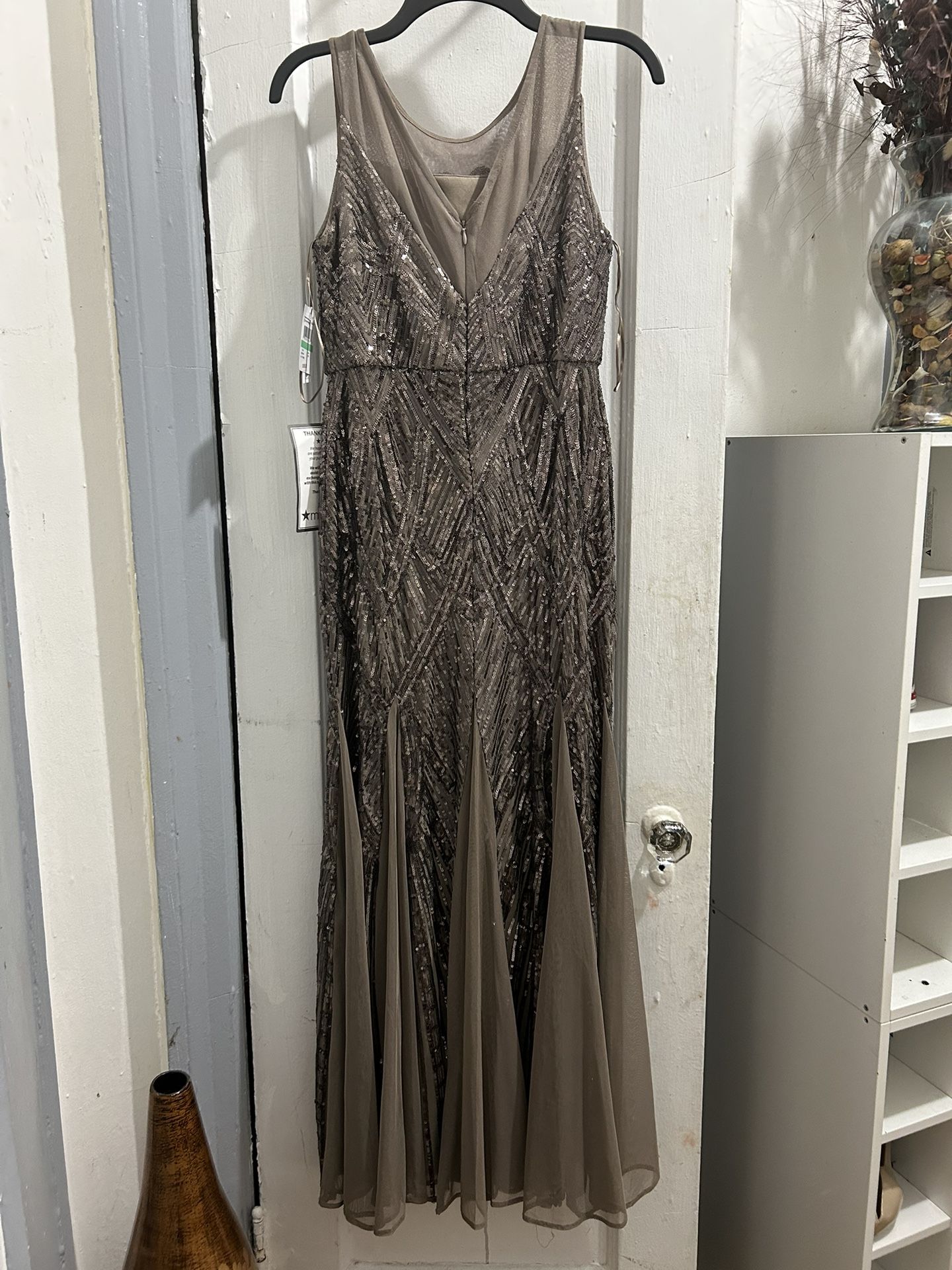 Beautiful Sequence, Gown