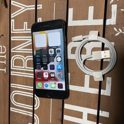 iPhone 8 64Gb Factory Unlock 