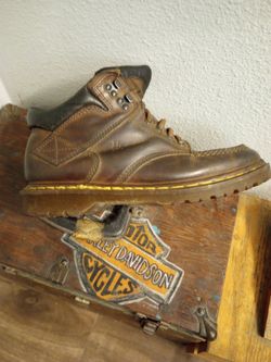 Vintage Dr Martens Air Wair