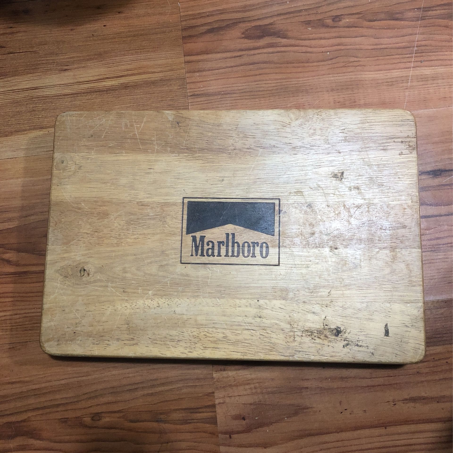 Marlboro Poker Set