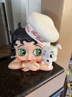 BETTY BOOP “KISS THE COOK”