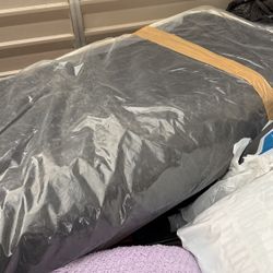 Queen thin spring mattress