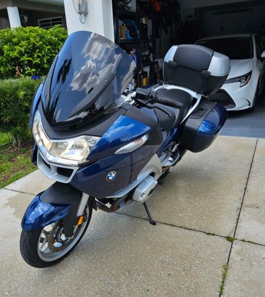 BMW 2009 R1200RT Runs 64000 Miles Have Title Parts Just Dont Use It Much