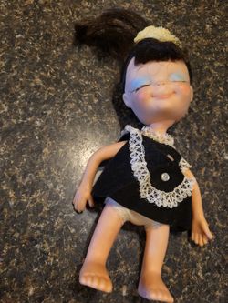 Plastic vintage doll, brunette hair approx 8"