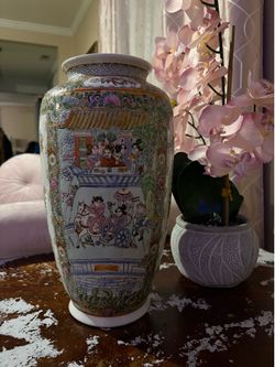 Asian style Vase