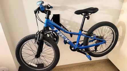 20” Trek Precaliber Boy Bike