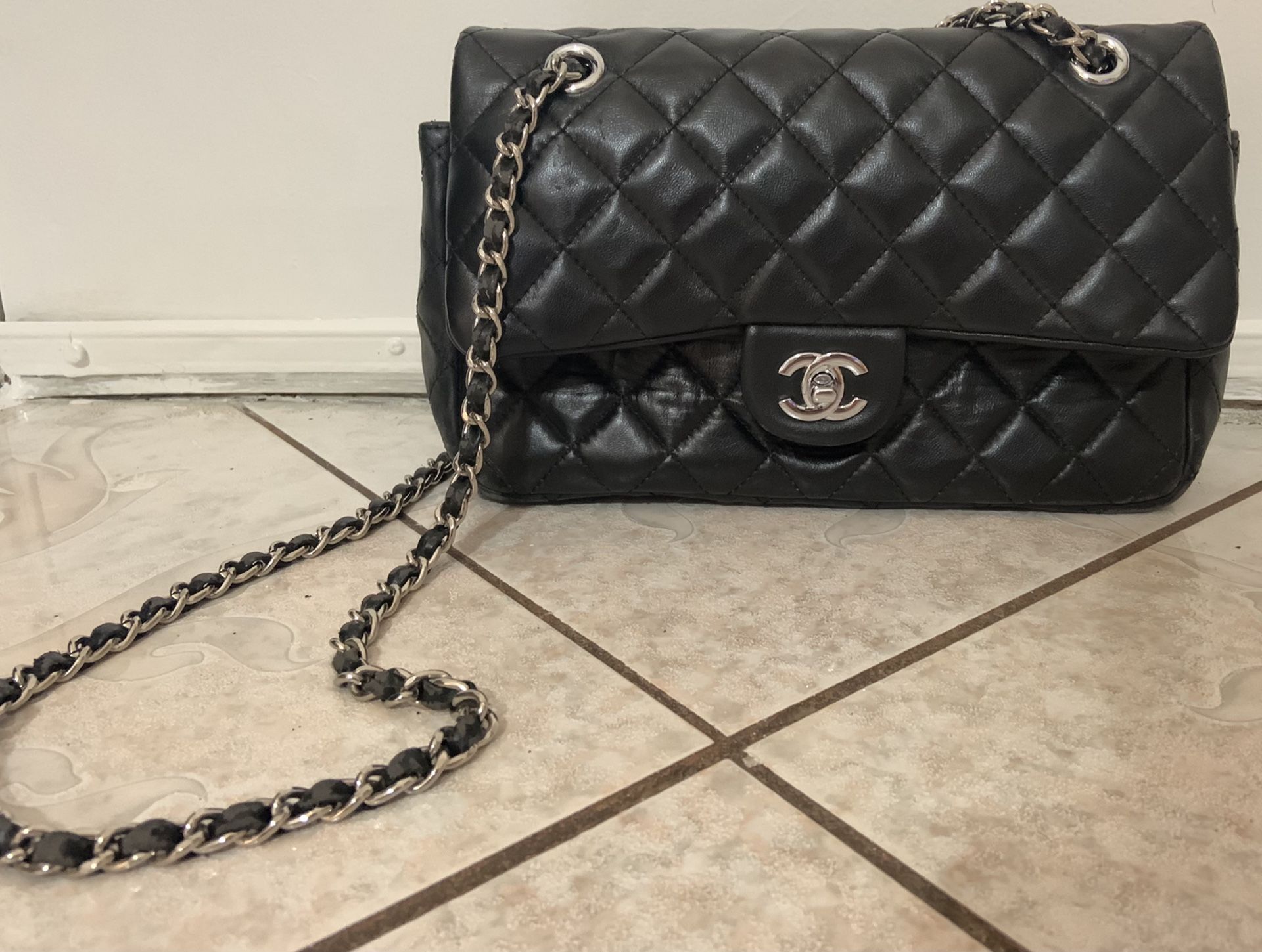 Authentic Chanel Black Caviar Classic 2.55 Double Flap Bag Medium