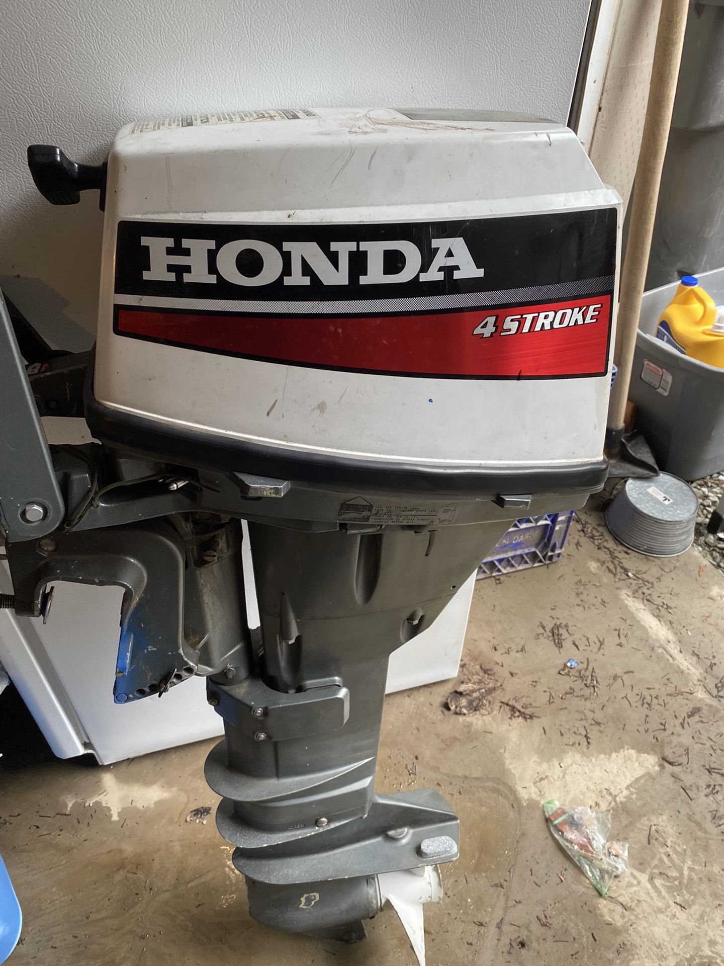 4-Stroke Honda Outboard Motor