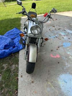 2001 Suzuki Intruder 1500
