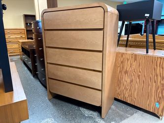 JAG’S FURNITURE Elora 5-Drawer Ash & Mahogany Wood Dresser
